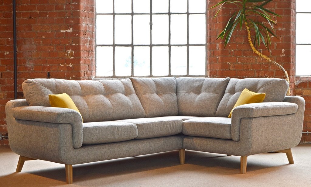 Làm thế nào để bọc lại một chiếc ghế sofa dài cũ với chi phí thấp