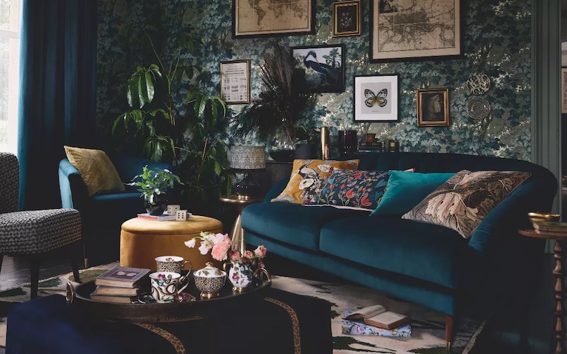 Bọc ghế sofa bằng vải nhung: Một cách để cho chiếc ghế cũ của bạn một tầm nhìn sang trọng