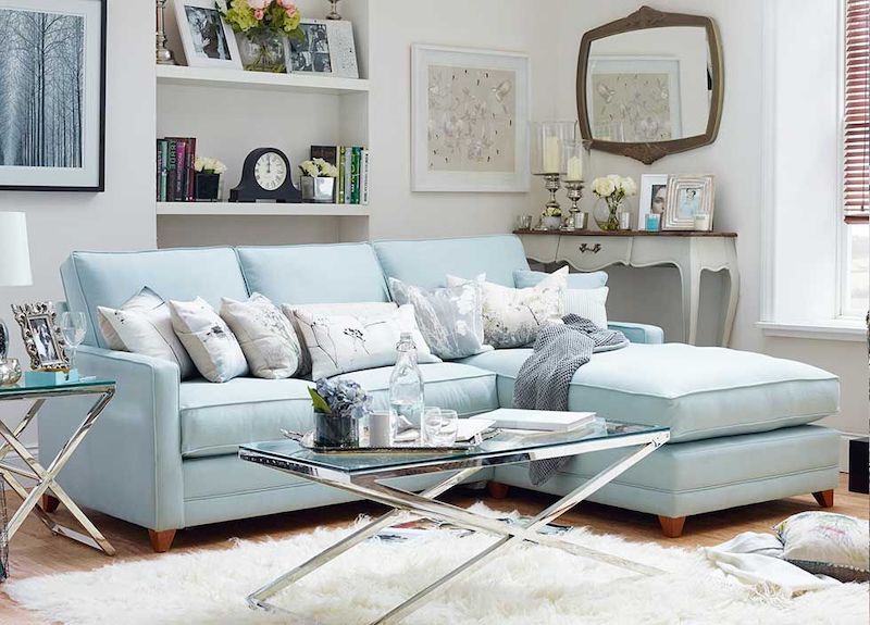 Mẹo hiệu quả giúp duy trì ghế sofa màu sáng trong nhà bạn