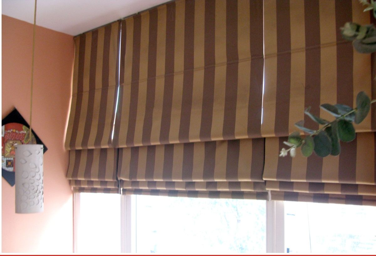 Những mẫu rèm của điều chỉnh ánh sang trong căn phòng của bạn