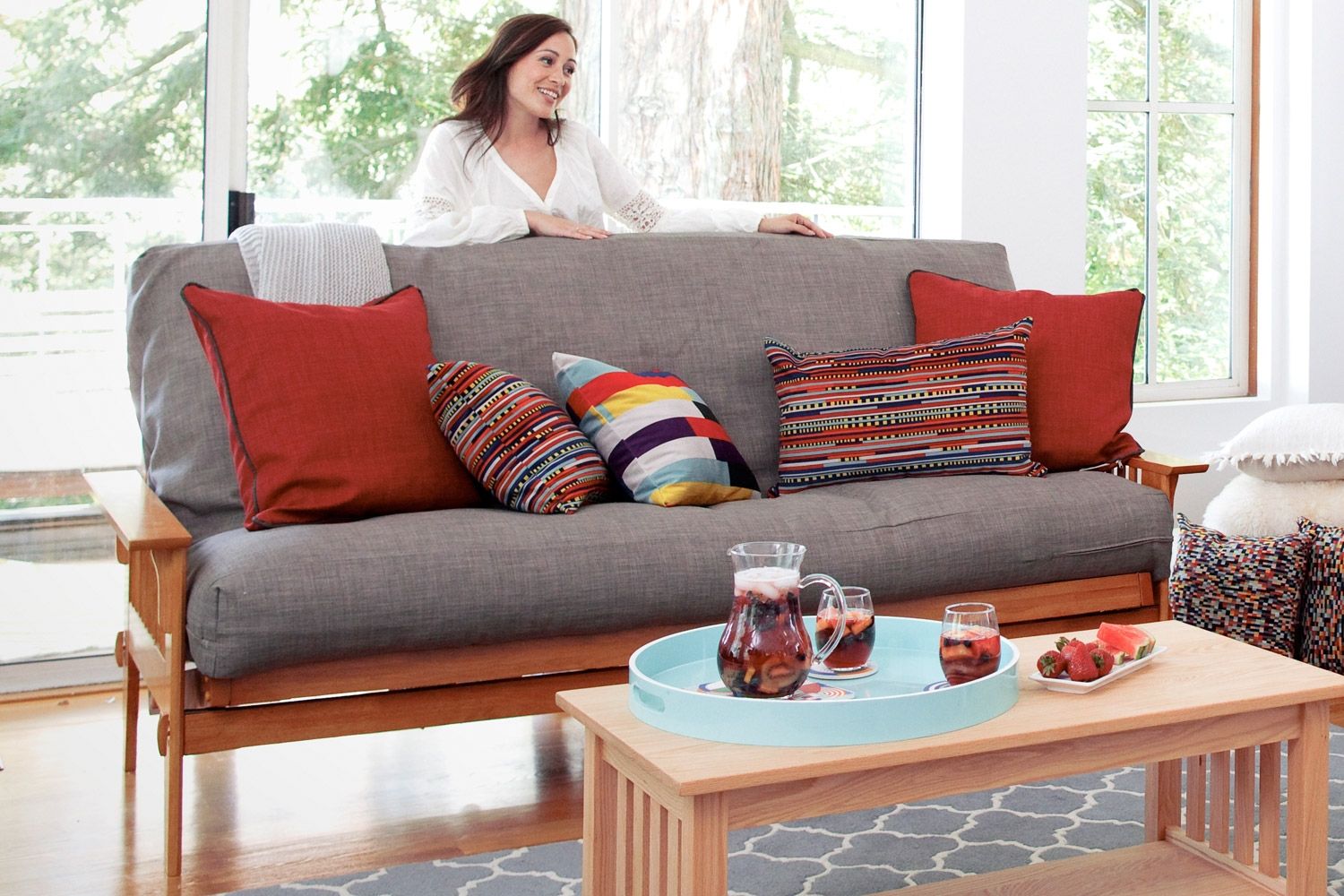 Thay đổi diện mạo phòng khách bằng cách làm mới ghế sofa