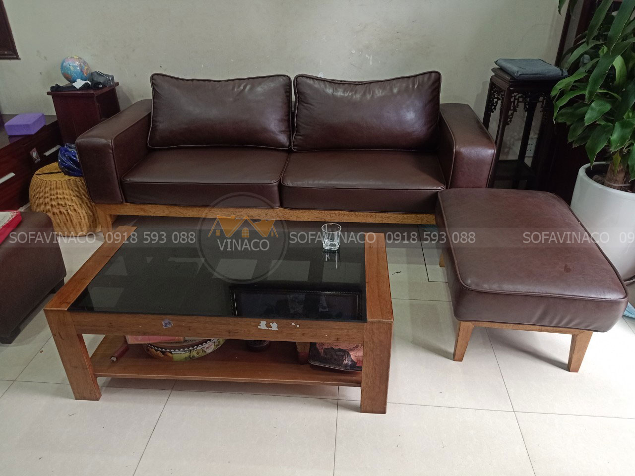 Bộ ghế sofa đã được thay lớp da lành lặn cho khách tại Hoàng Mai, Hà Nội