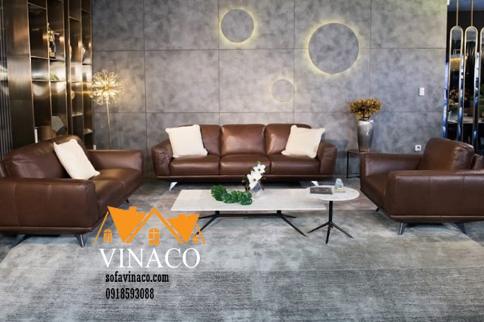 Ghế Sofa Da Cũ Kĩ? Đừng Lo, Vinaco Sẽ Biến Hóa Nó!