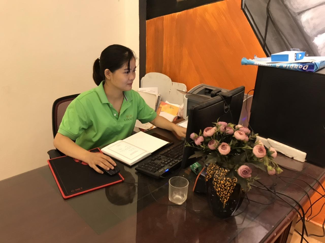 1. TIẾP NHẬN VÀ XÁC NHẬN ĐƠN ĐẶT HÀNG