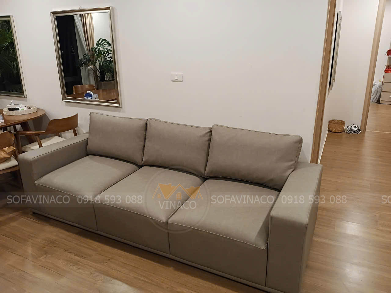 Bọc lại bộ ghế sofa da đẹp như mới tại Ciputra