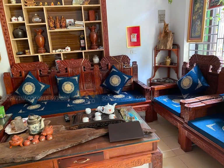 Đệm ghế gỗ phòng khách bằng nỉ giá bao nhiêu?