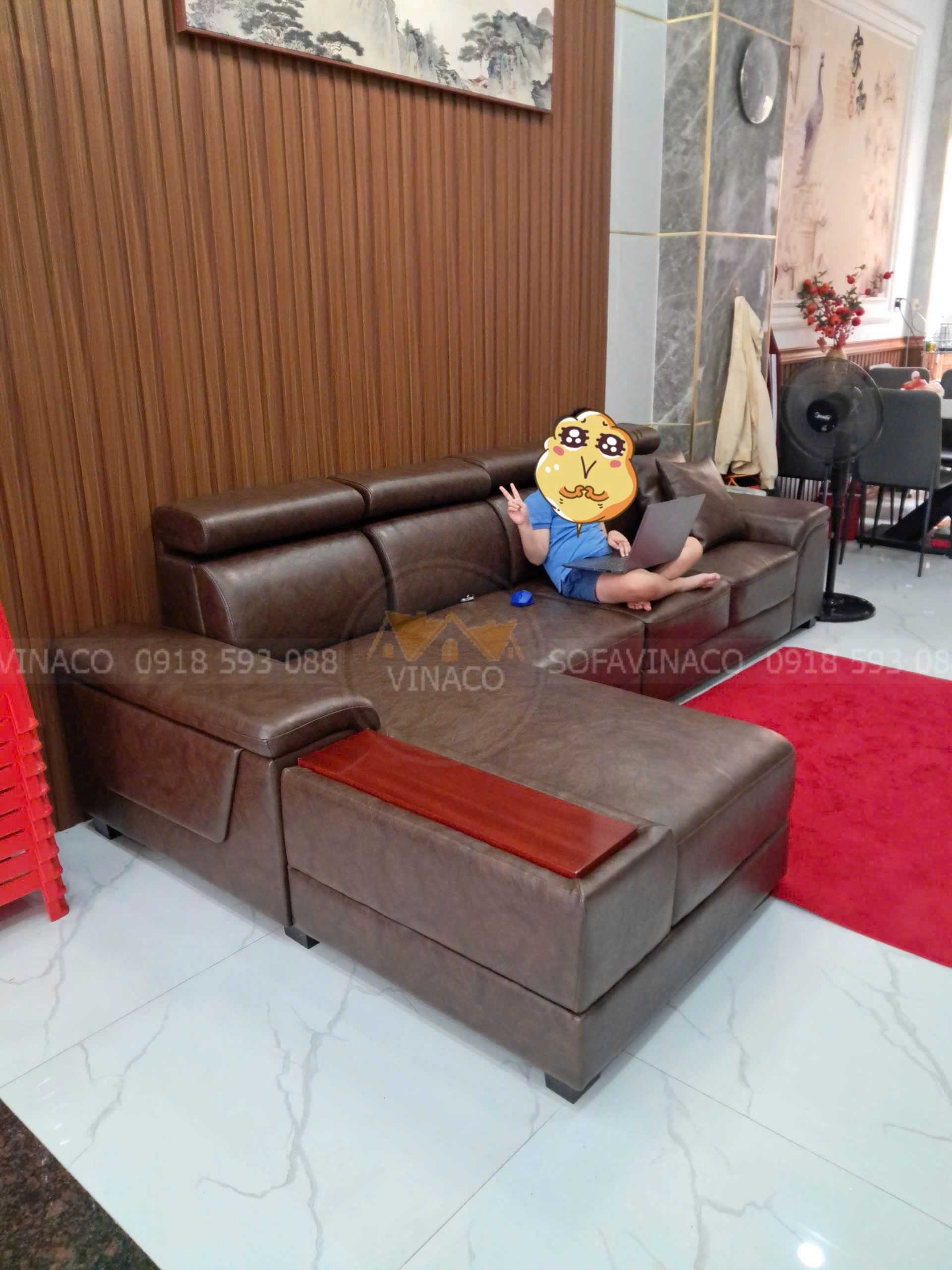 Giá Bọc Ghế Sofa Tại Hà Nội Có Khác TP.HCM Không? Phân Tích Chi Tiết Cho Quyết Định Tối Ưu