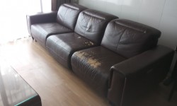 Bọc ghế sofa bị bong tróc cho khách tại Q.2 TP. Hồ Chí Minh