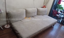 May ga phủ ghế sofa giường cho khách tại Nguyễn Huy Tưởng